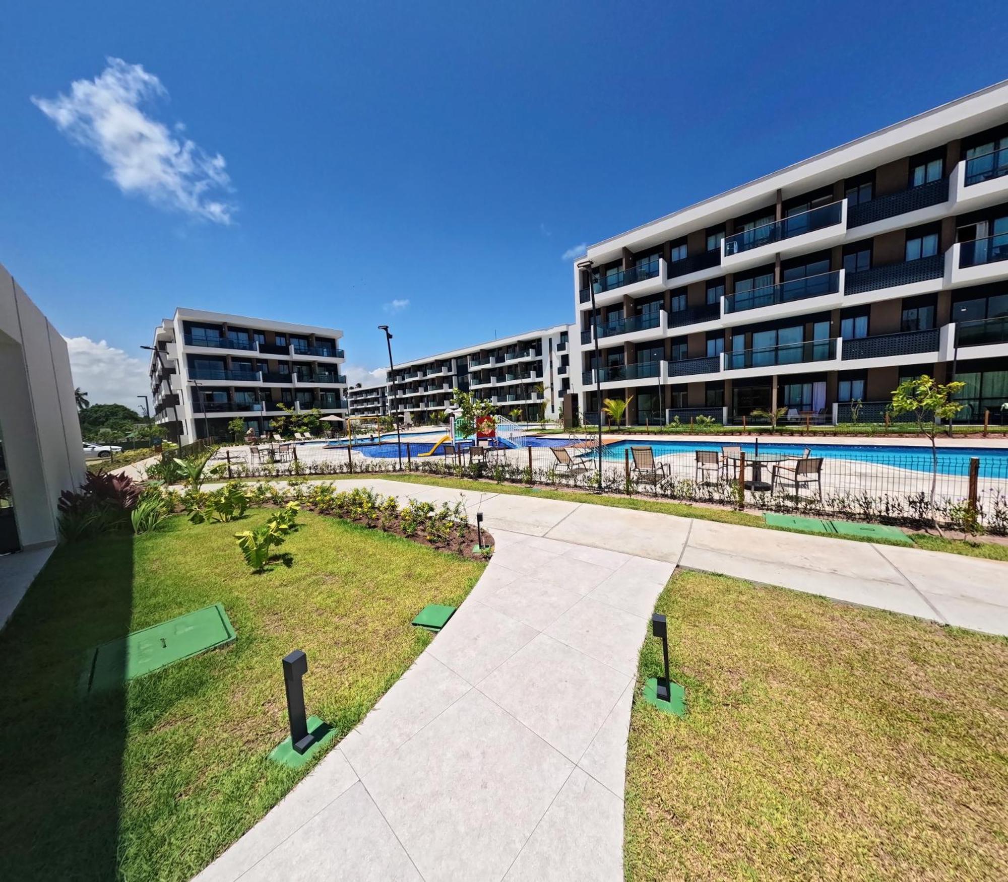 Makia Experience B-002 Terreo Muro Alto Porto Galinhas