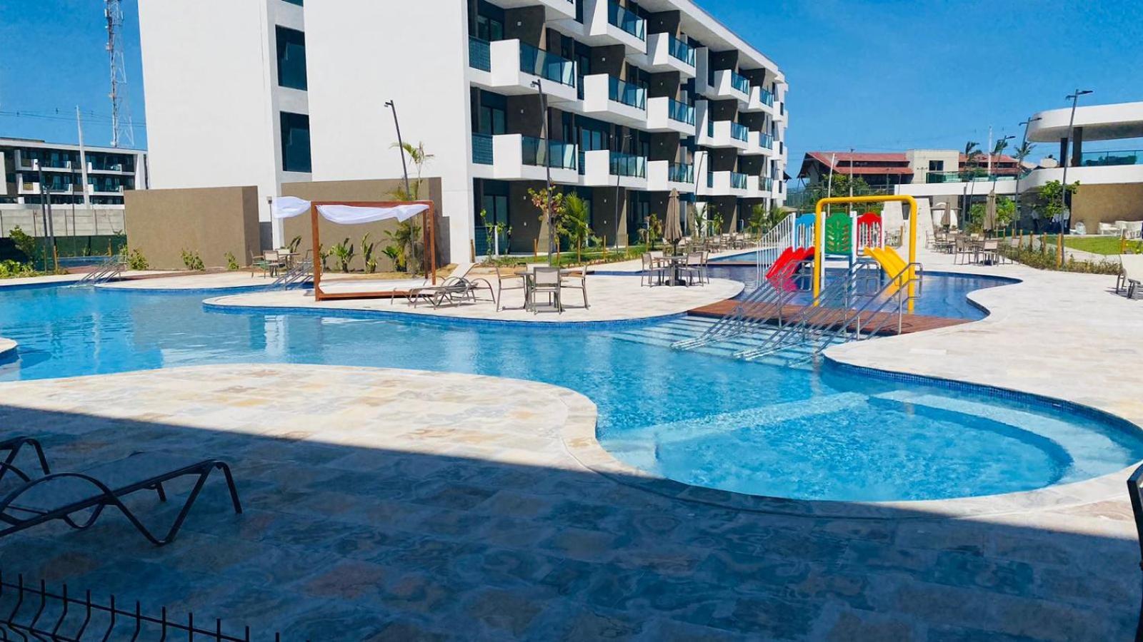 Makia Experience B-002 Terreo Muro Alto Porto Galinhas *